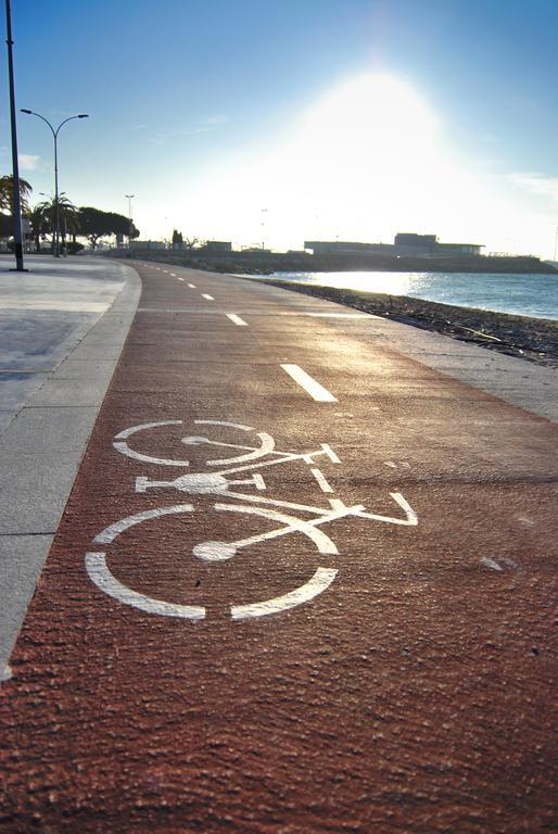 Apartamento En Cambrils Puerto,Con Parking Luaran gambar