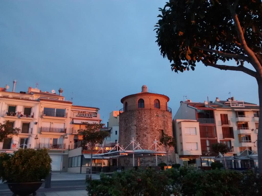 Apartamento En Cambrils Puerto,Con Parking Luaran gambar